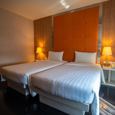 Hotel Ibis Styles Čiang Mai Exteriér fotografie