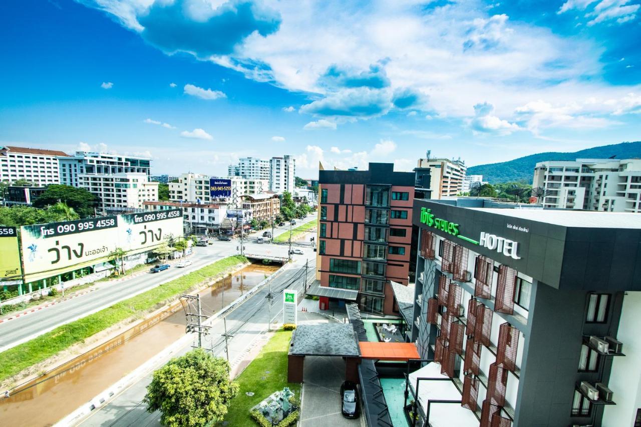 Hotel Ibis Styles Čiang Mai Exteriér fotografie