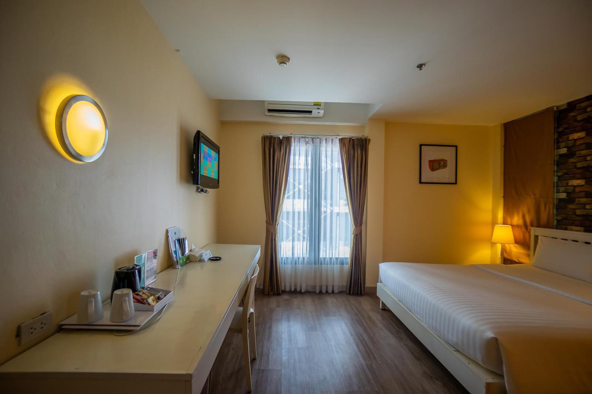 Hotel Ibis Styles Čiang Mai Exteriér fotografie